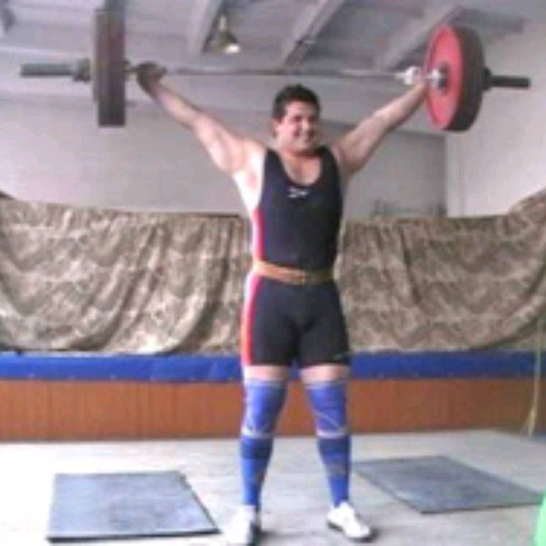 Костоправ в городе. Смотрите видео онлайн, бесплатно