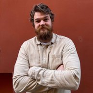 Иконка канала Даниил RestoMesto 🥐 Досуг и еда в Петербурге