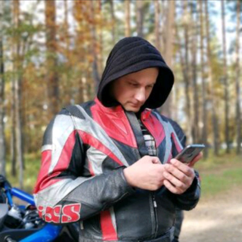 Иконка канала Easy on Moto