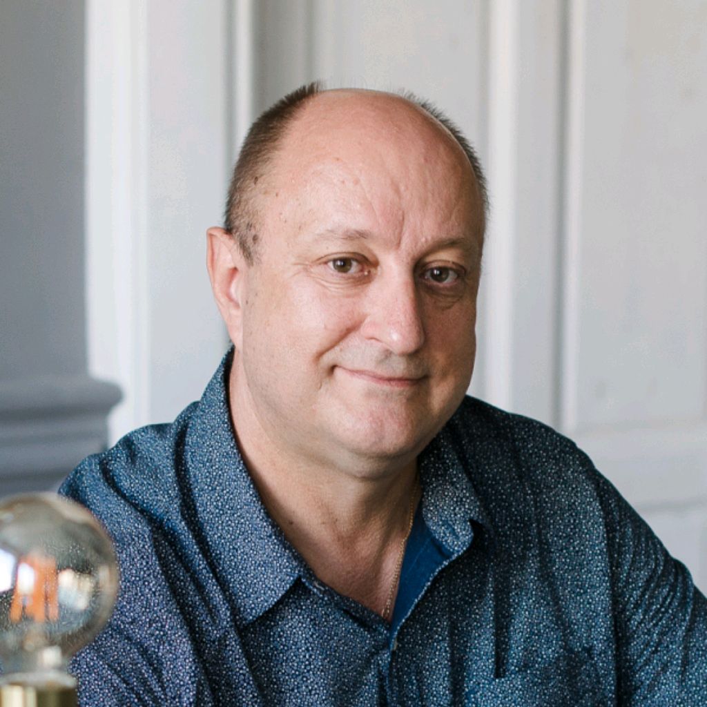 алекс влади