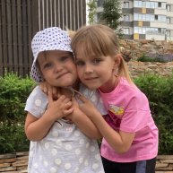 Иконка канала Евинка и Полинка