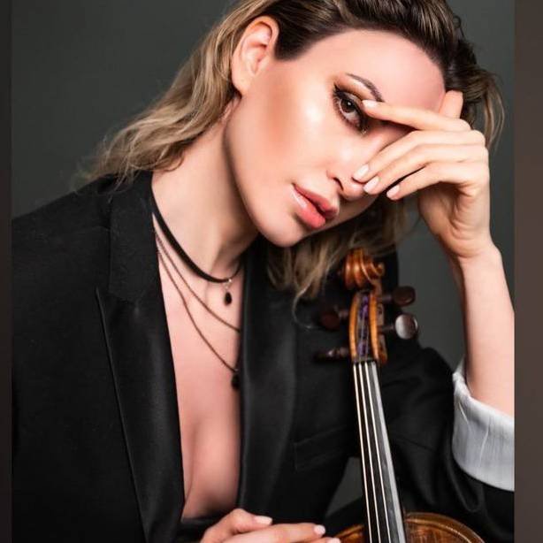 Иконка канала Roxana Music