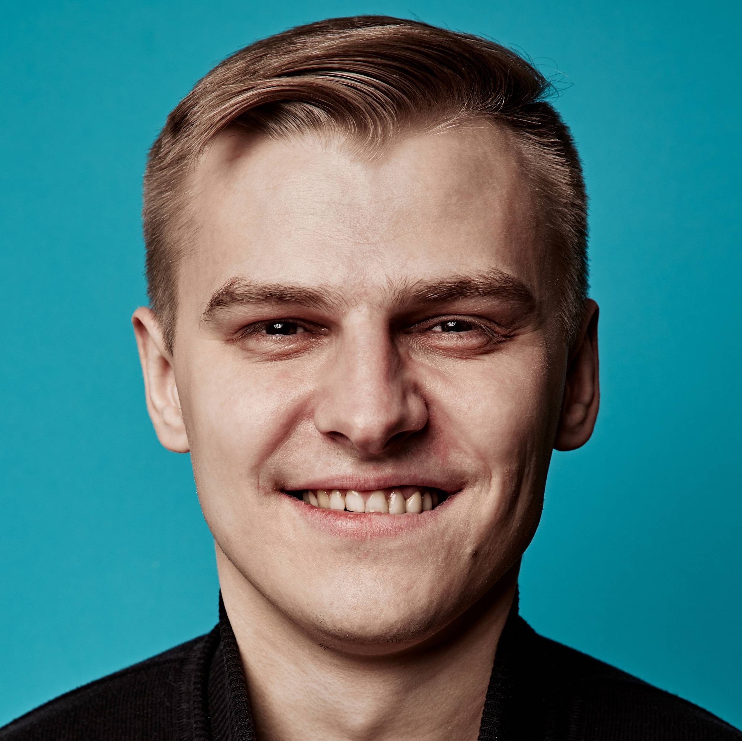 Иконка канала Артём Зуев