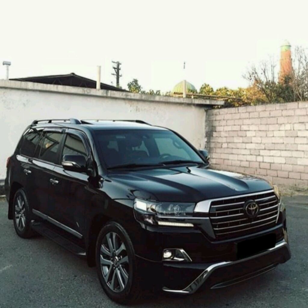 Черный 200. Ленд Крузер 200 черный. Land Cruiser 200 Black Edition. Ленд Крузер 200 Executive Black. Тойота ленд Крузер 200 Чолрный.