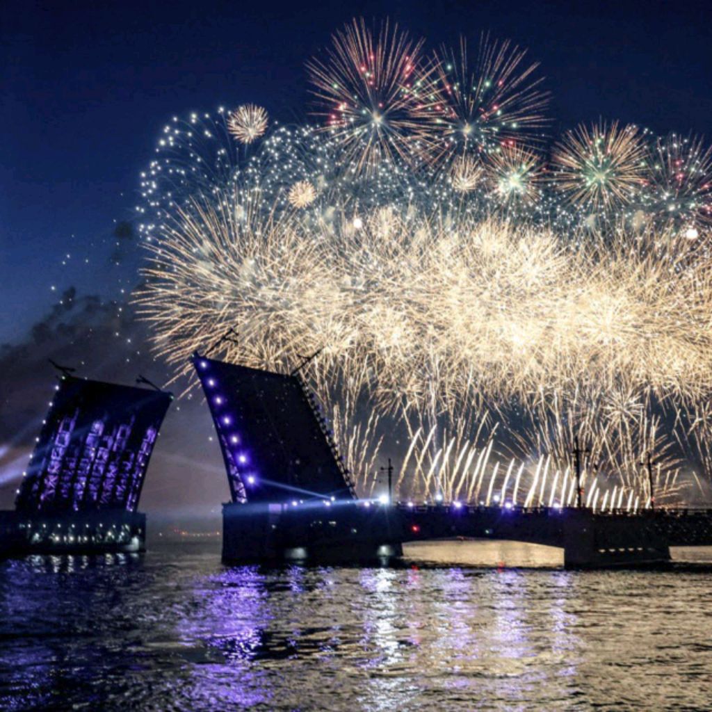 Иконка канала Fireworks