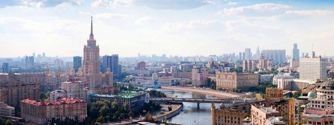 Ковид в москве. Городская панорама Москва. Москва Горизонт панорама. Фон в виде панорамы Москвы. Москва панорама большое разрешение.