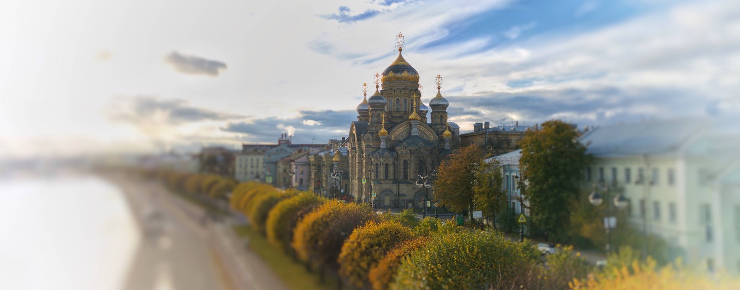 ОПТИНСКОЕ ПОДВОРЬЕ В САНКТ-ПЕТЕРБУРГЕ