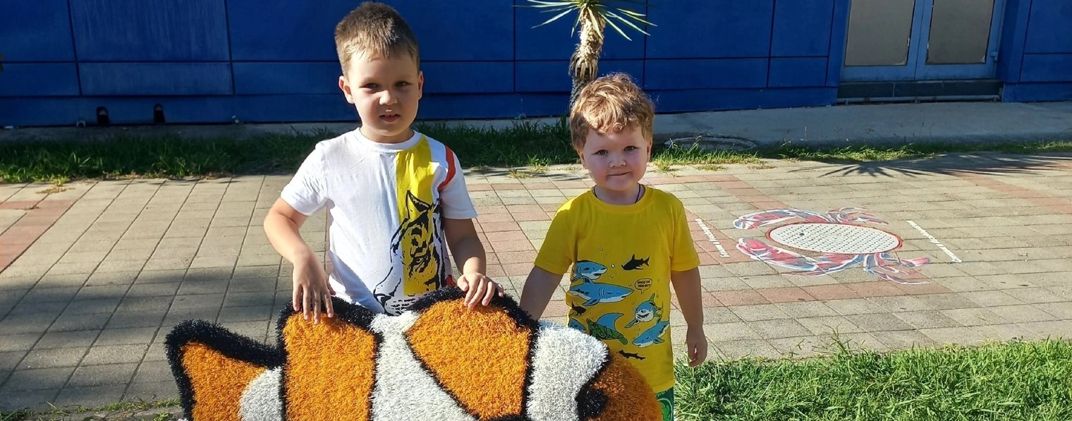 Наша жизнь. 2+2