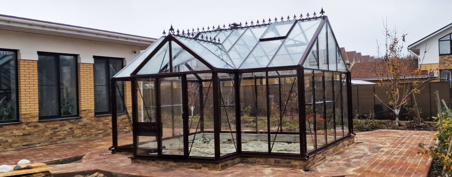 Стеклянные теплицы ГринериЛайф