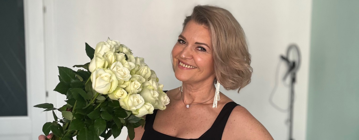 Жизнь блондинки с харизмой и бицухой