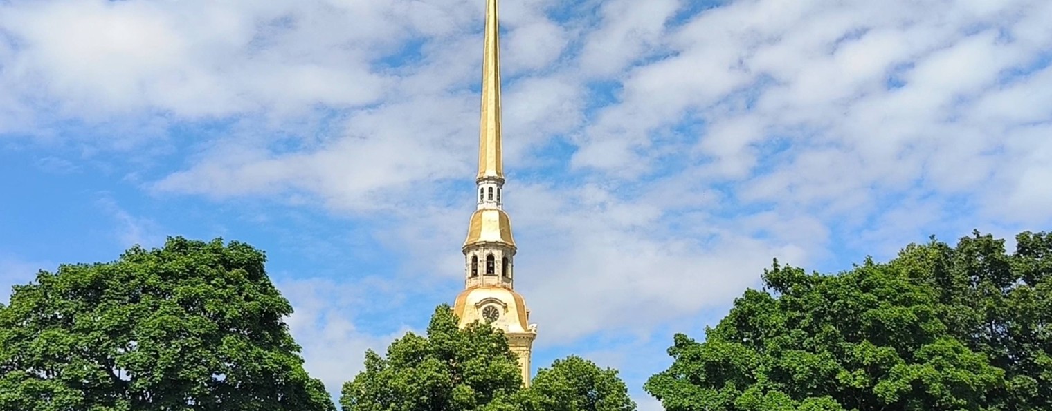 Гуляем по Петербургу и окрестностям.
