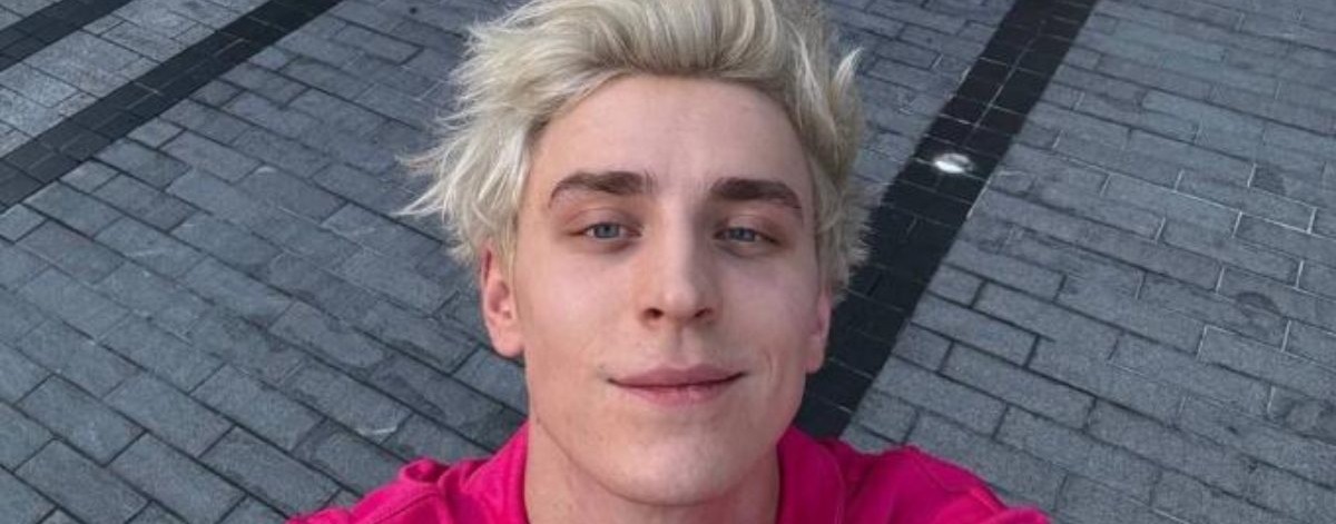 Влад Бумага