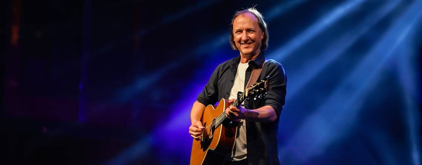 ОФИЦИАЛЬНЫЙ КАНАЛ ПЕВЦА    ВАСИЛИЯ ОЛЕНЕВА