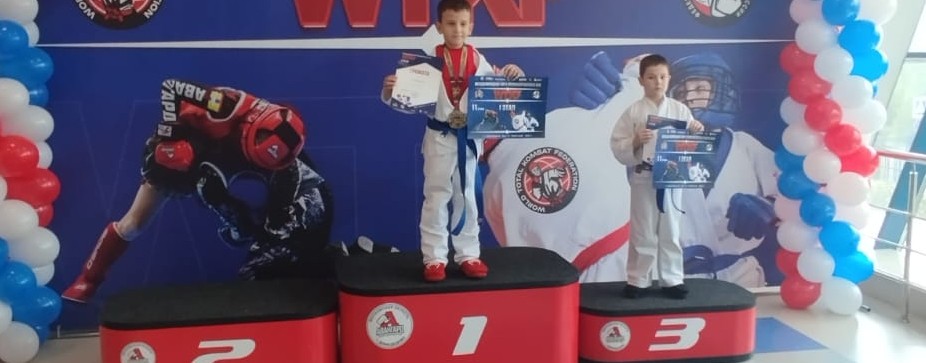 тренировки по рукопашному бою!