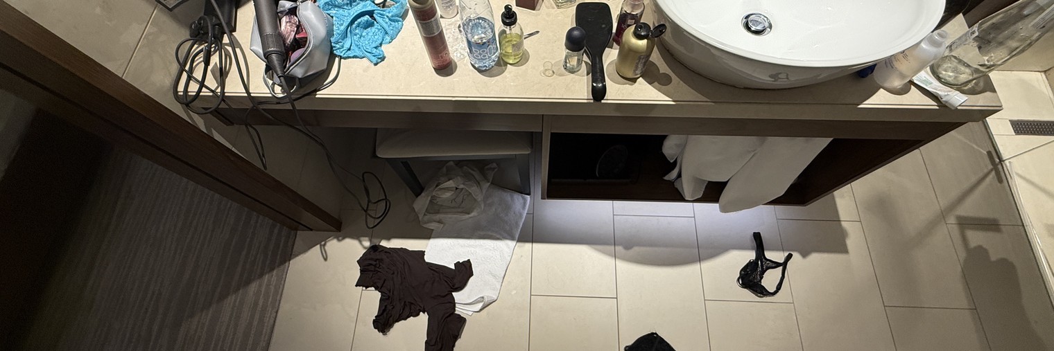 Говорит Камрукóва Настя