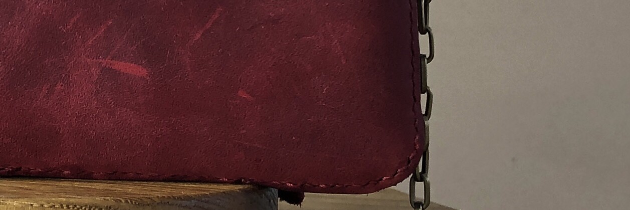 Виктория - сумочки в подарок