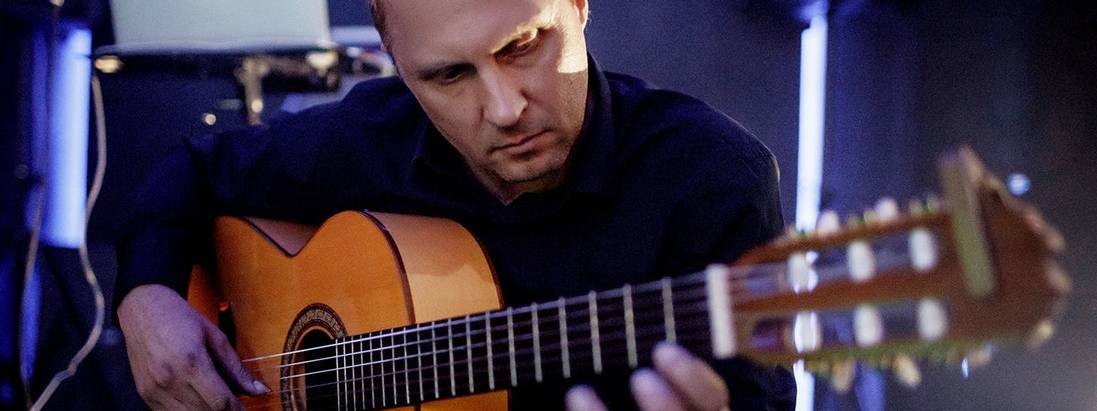 Александр Шаренков. Уроки гитары. Разбор песен.