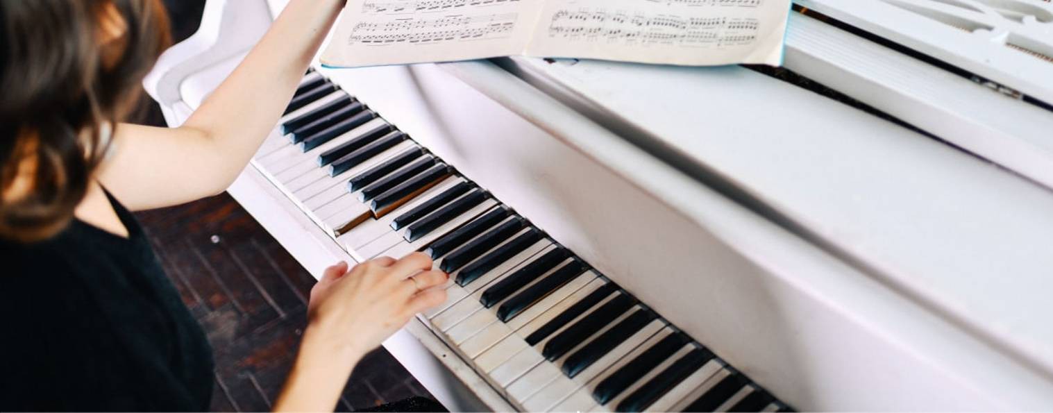 Piano Debora