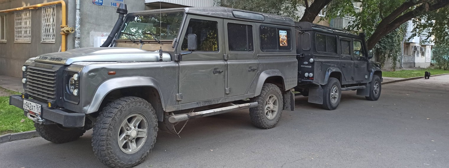 Land Rover Defender 110