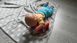 Забавный Видео дневник. Развитие ребёнка в 4 месяца Навыки и умения