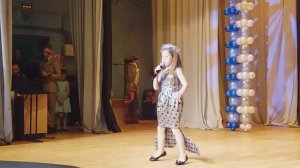 Едемская Даша. Песня "Ты будешь нашим королем".
