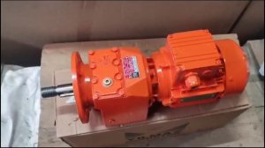 Какой мотор редуктор приёмного бункера штукатурной станции поставить?