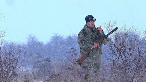 Охота на зайца в метель. Как один заяц подставил своего соседа.