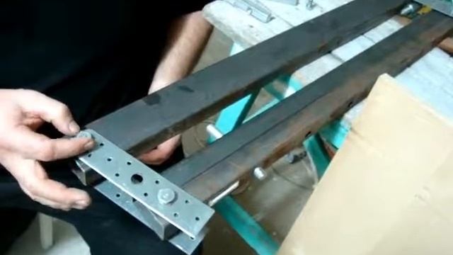 Ваймы для склеивания досок в щиты.