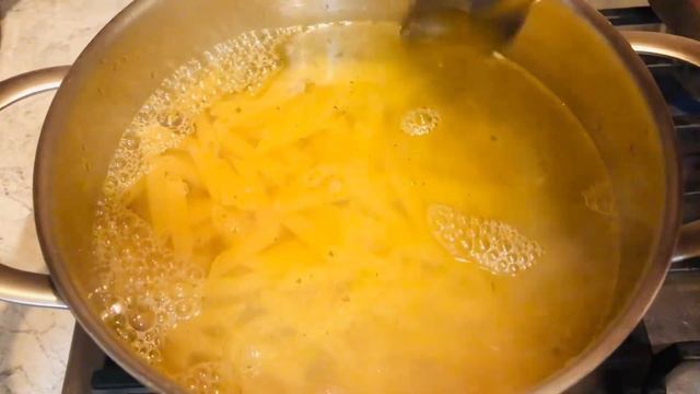 #рецепт вкусных макарон с СЕКРЕТНЫМ ИНГРЕДИЕНТОМ #макароны #макароныссыром #обед #ужин #готовимдома