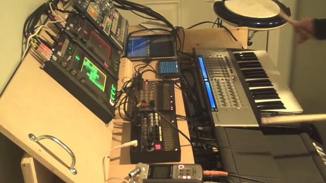 Rose Pedals--Korg Gadget, Electribe EMX-1, Kaossilator Pro, KP3, Mini KP, iPad смотреть онлайн