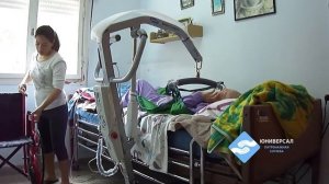 Процесс ухода сиделки за подопечным