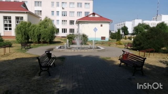 Воскресенье, прогулка, Старые дороги... смотреть онлайн