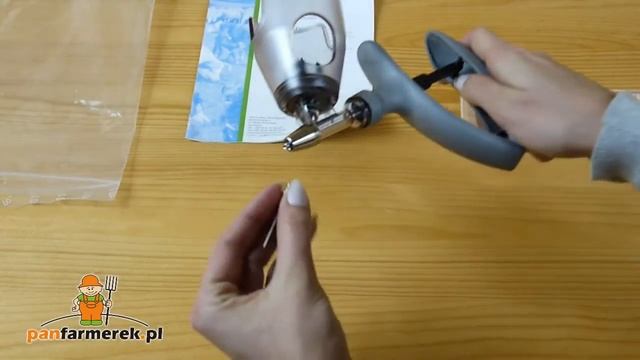 Strzykawka Automatyczna dla trzody z mocowaniem butelki od panfarmerek.pl смотреть онлайн