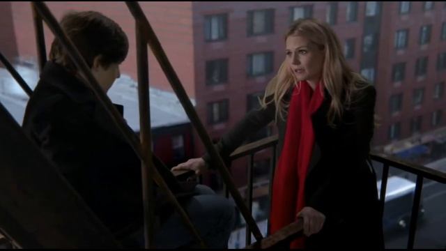 Генри спрашивает свою мать,почему она скрывала от него кто его отец 2x14 смотреть онлайн