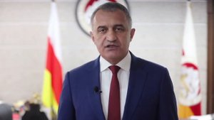 ЮЖНАЯ ОСЕТИЯ ВХОДИТ В СОСТАВ РОССИИ…