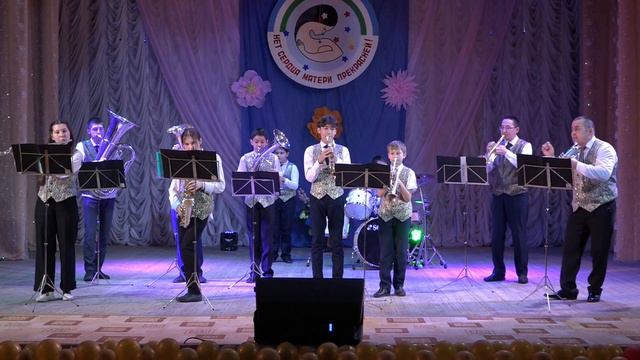 ДЕНЬ МАТЕРИ смотреть онлайн