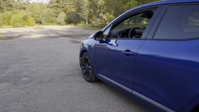 Мини обзор на городскую машину. Short car review. Renault Clio 2023. Рено клио. Esprit Apline. смотреть онлайн