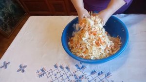 Капуста тушеная с яблоками