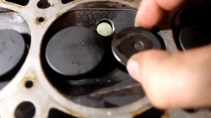 ауди 80 люфт направляющих втулок?