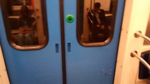 Первый серийный поезд 81 760 ока в московском метро. Вагон №37004