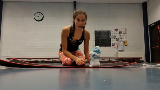Christmas workout met Manon смотреть онлайн