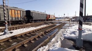 Манëвры Тепловоза ЧМЭ3Э-6827 На Станции Металлист