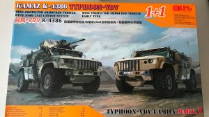 KAMAZ K-4386 TYPHOON-VDV 1+1 RPG 35019 Камаз Тайфун ВДВ обзор сборной модели