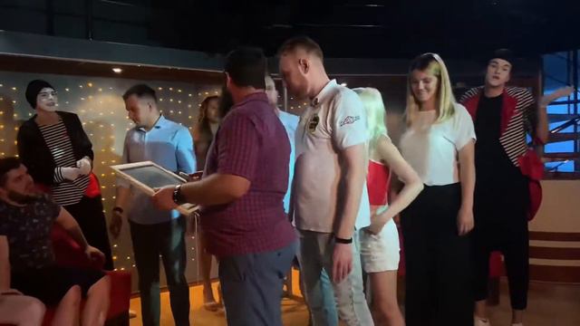 Игровое шоу «Крокодил с мимом» смотреть онлайн