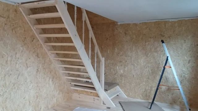 Недорогой садовый дом эконом класса с мансардой и террасой. Часть 2: Обзор готового дома смотреть онлайн