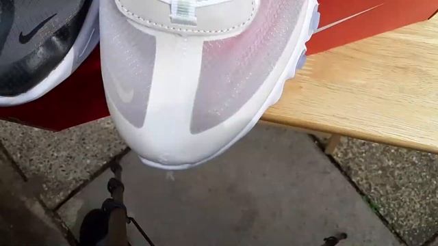 BOTH NIKE REACT ELEMENT 87. mi Adidas Stan Smith. NIKE Pocket Fly DM. ADILETTE Primeknit Sock. смотреть онлайн