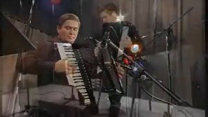 РОМАН БАЖИЛИН - КАРАМЕЛЬНЫЙ АУКЦИОН.flv