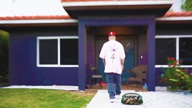 iZaak - Bonnie and Clyde (Visualizer) ? смотреть онлайн