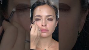 С таким макияжем вы всегда будете в центре внимания/ Приворотный макияж от Ирины Митрошкиной #short