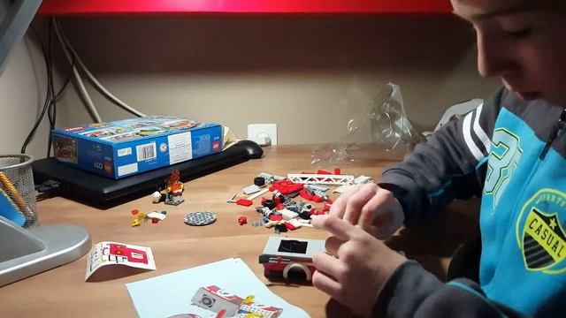 ЛЕГО сити 3 "пожарная машина" смотреть онлайн